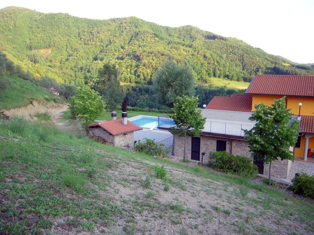 B&B Il Pozzo Di Celle Vernio Екстер'єр фото